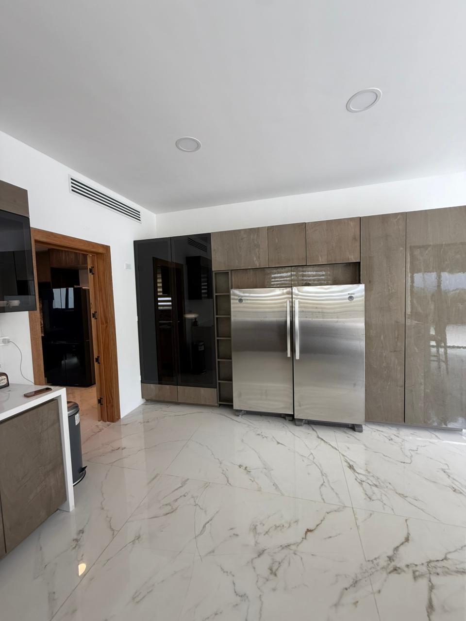 5BR New Lagos Villa - Kitchen Appliances